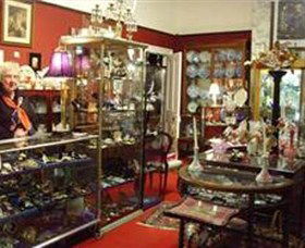 Nerilee Antiques - Tourism Cairns 0
