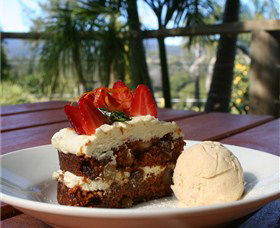 Lorne Valley Macadamia Farm - Tourism Cairns 1