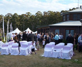 Roses Vineyard And Animal Farm - Tourism Cairns 2