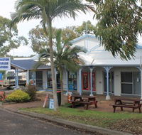 Laurieton Riverside Seafoods - Tourism Cairns