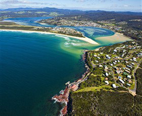 Merimbula Main Beach - Tourism Cairns 1