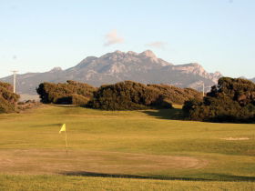 Flinders Island Sports & RSL Club - Tourism Cairns 0