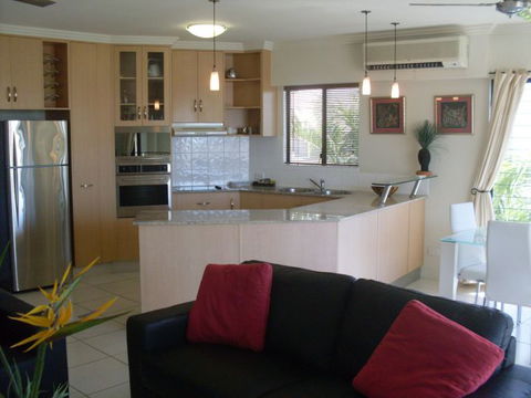 Meridien At Trinity - Tourism Cairns 0