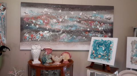 Kaz Art-Whitewash Gallery - Tourism Cairns 3