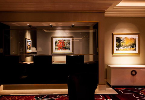 Corporate Art - Tourism Cairns 3