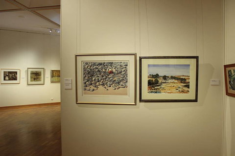 Gosford Regional Gallery & Gardens - Tourism Cairns 1