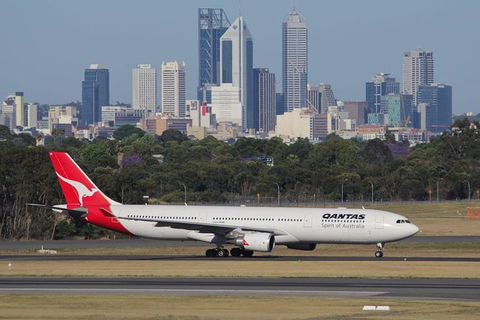 Airport Transfer-Fremantle To Perth Airport - Tourism Cairns 1