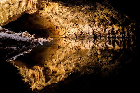 Amazing Windjana Gorge And Tunnel Creek Adventure From Broome - Tourism Cairns 0