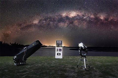 Astronomy Experience Exmouth - Koobooroo Oval - Tourism Cairns 1