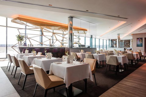 Melbourne Airport Lounge - The House, Terminal 2 - Tourism Cairns 1