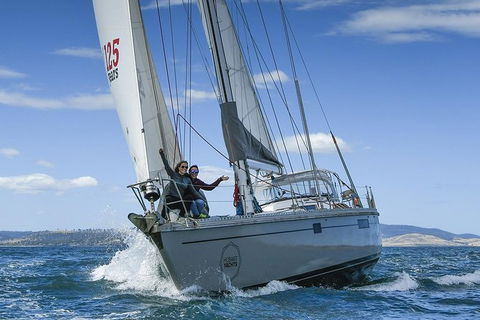 Half-Day Sailing On The Derwent River From Hobart - Tourism Cairns 2