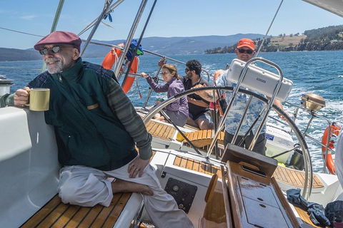 Half-Day Sailing On The Derwent River From Hobart - Tourism Cairns 10