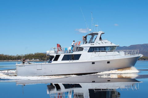Derwent River Private Harbour Cruise On The \'Odalisque\' From Hobart - Tourism Cairns 0
