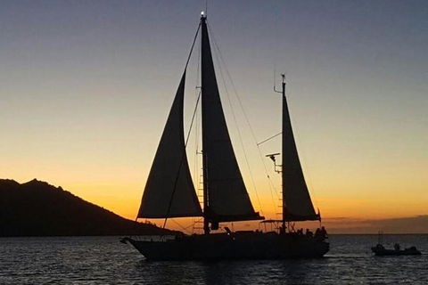Magnetic Island Sunset Sail - Tourism Cairns 0