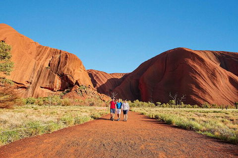 Uluru (Ayers Rock) And Kings Canyon In 3 Days - Tourism Cairns 13