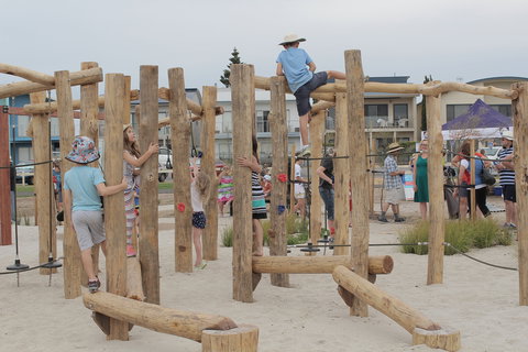 Bristow Smith Reserve Nature Playspace - Tourism Cairns 0