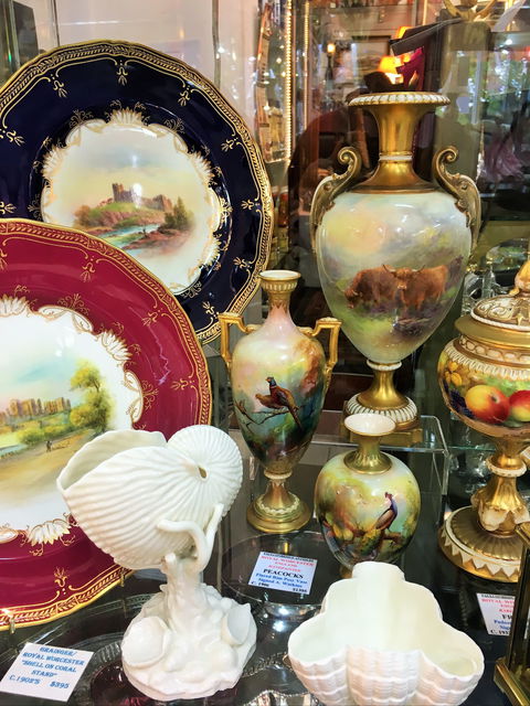Faulconbridge Antiques And Giftware - Tourism Cairns 2