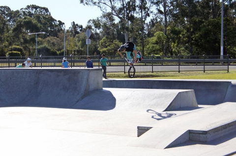 Macquarie Fields Skate Park - Tourism Cairns 1