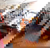 Stewarts Visitor Information and Gallery - Tourism Cairns