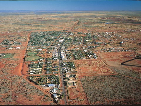 Tennant Creek - Tourism Cairns 0