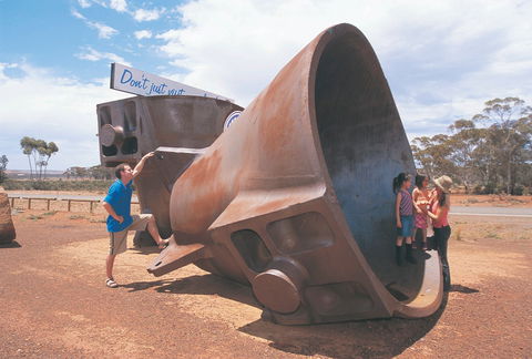 WMC Resource Nickel Pots - Tourism Cairns 0