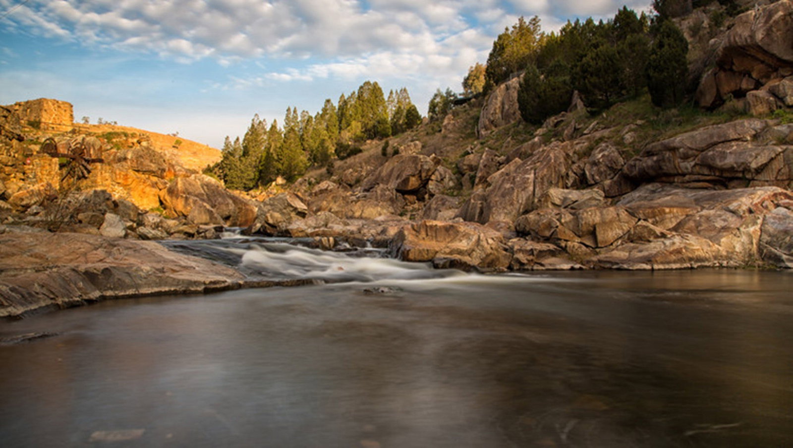Adelong NSW Tourism Cairns
