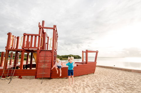 Beth Boyd Park - Tourism Cairns 0