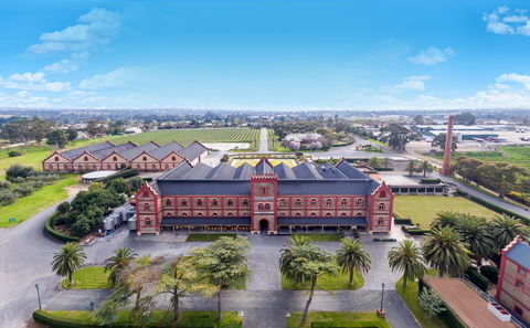 Chateau Tanunda - Tourism Cairns 0