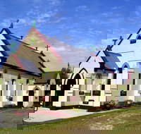 Clarence Town - Tourism Cairns