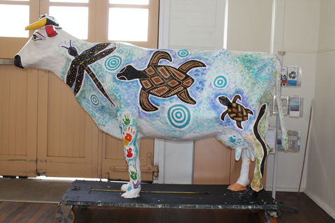 Daisy The Decorated Dairy Cow - Tourism Cairns 1