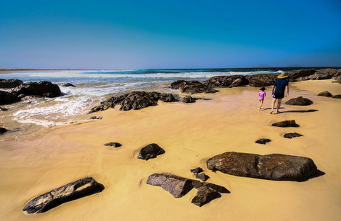 Dark Point Aboriginal Place - Tourism Cairns 0