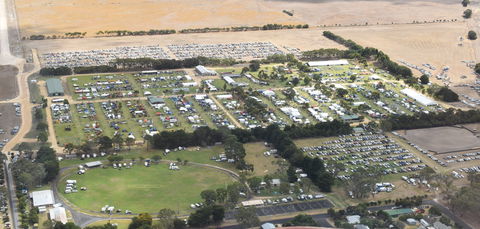 Yakka Park - Tourism Cairns 0