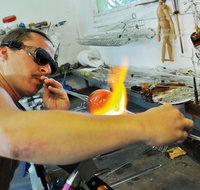 Alan Ussher Glassblowing Studio