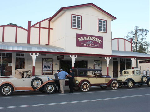 Pomona - Tourism Cairns 0