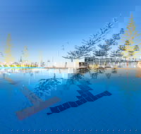 Scarborough Beach Pool - Tourism Cairns