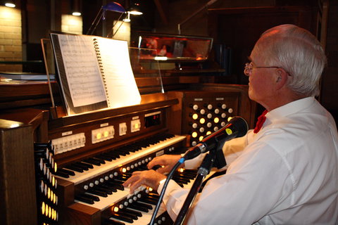 St Bartholomews Largest Digital Pipe Organ In The Southern Hemisphere - Tourism Cairns 0