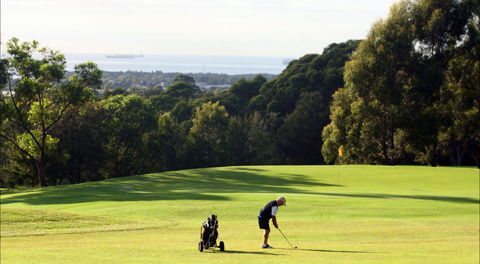 The Vale Golf Course - Tourism Cairns 1