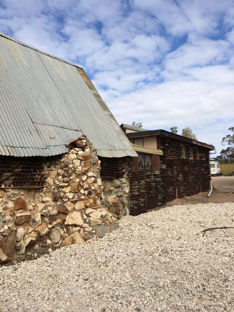 Bottle House And Mining Museum - Tourism Cairns 1