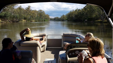 Corowa Foreshore - Tourism Cairns 1