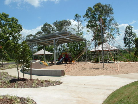Edward Lloyd Park, Marian - Tourism Cairns 1