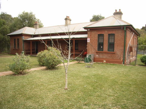 Museum Under The Bridge - Tourism Cairns 0