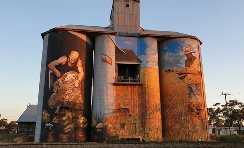 Bland Shire Art Trail - Tourism Cairns 0