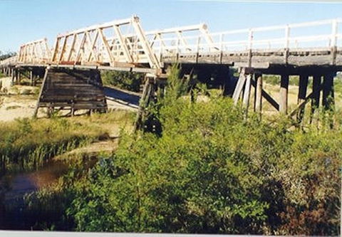 Bulga Bridge Over Wollombi Brook - Tourism Cairns 0