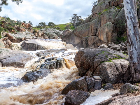 Mannum Waterfalls - Tourism Cairns 0
