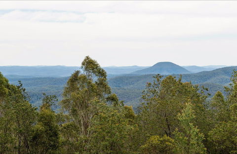 Mount Yengo Lookout - Tourism Cairns 0