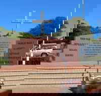 Port Lincoln War Memorial - Tourism Cairns