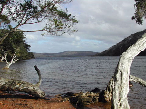 Walpole-Nornalup Inlet - Tourism Cairns 0