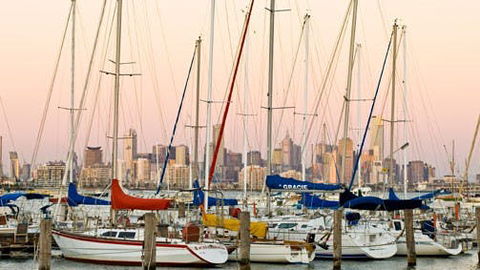 Williamstown - Tourism Cairns 0