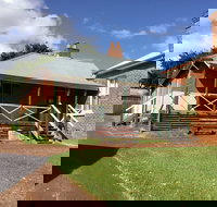 Bridgetown Police Station Museum 1880 - Tourism Cairns