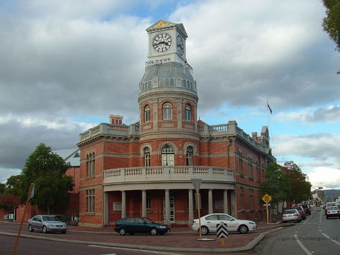Midland Town Hall - Tourism Cairns 0